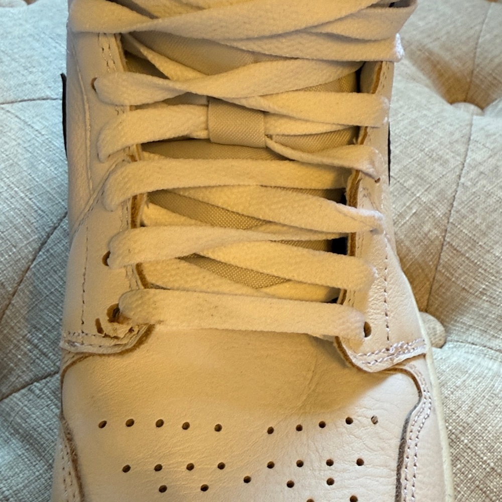 Men's Nike Jordan White and Blue Sneakers - Picture 7 of 8